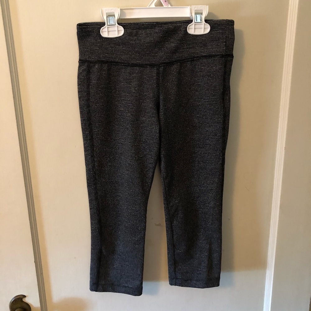 Athletic/ yoga Capri pants